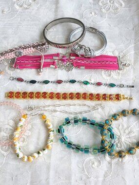 Lot Of 11 Bracelets Vintage & Modern Silver, Glass ,Porcelain, Loft, NOGU